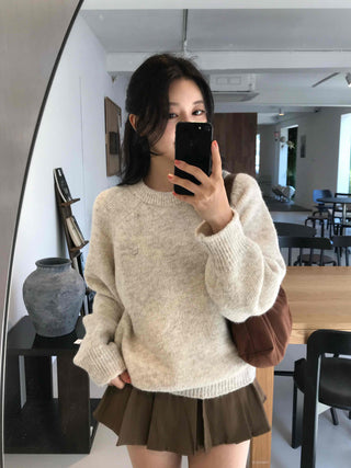 Soft Wool Blend Balloon Sleeve Round Neck Knit