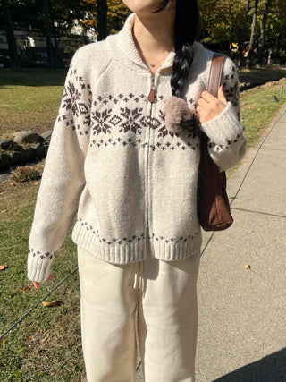 Floral Jacquard Collar Loose Fit Zip-Up Knit Cardigan