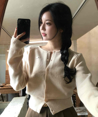 Soft Daily Round Neck Crop Knit Cardigan