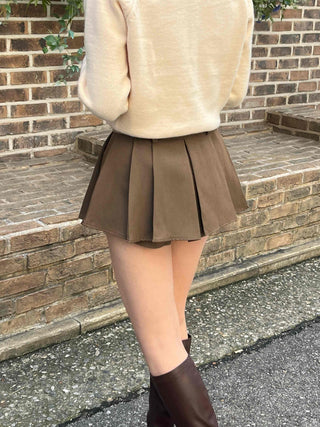 Vintage Leather Belt Cutout Pleated Skirt
