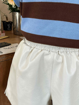 Tailored high-waisted leather wide shorts