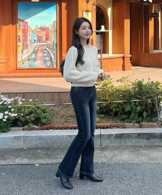 Daily High-Waisted Slim Bootcut Denim Pants