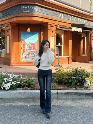 Daily High-Waisted Slim Bootcut Denim Pants