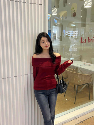 Lovely Off-Shoulder Slim Fit Velvet Long Sleeve T-Shirt