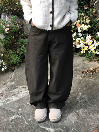 Cozy Studded Point Wide Balloon Pants
