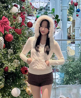 Hooded Fur Cable Knit Slim V-Neck Knit