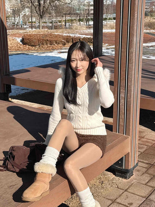 Hooded Fur Cable Knit Slim V-Neck Knit