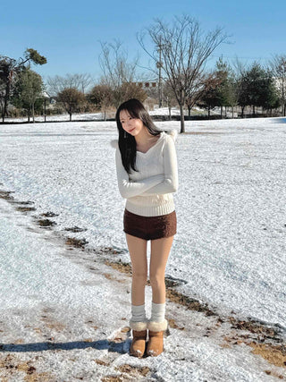 Hooded Fur Cable Knit Slim V-Neck Knit