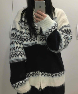 Cozy Snowflake Knit Zip-up