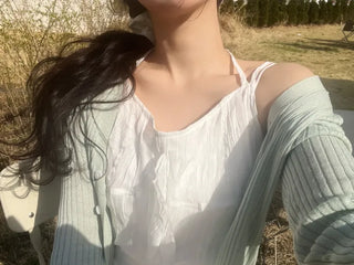 Riel V-neck Spring Cardigan