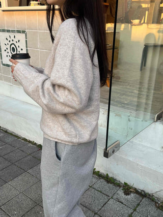 Cozy Minimal Long Sleeve Knit
