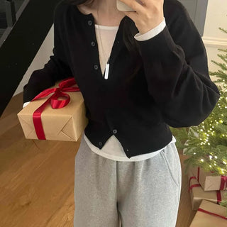 Basic Minimal Button Knit Cardigan