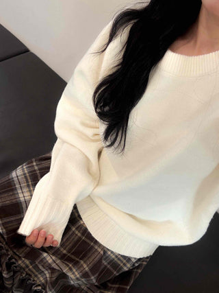 Cozy Avant Round Knit