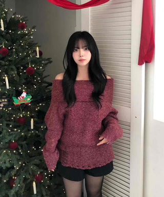 Folding Off-Shoulder Loose Knit