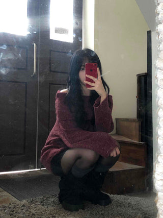 Folding Off-Shoulder Loose Knit