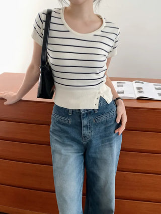Seno U-neck Crop Slit Knit