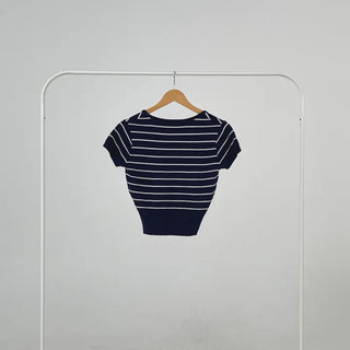 Seno U-neck Crop Slit Knit