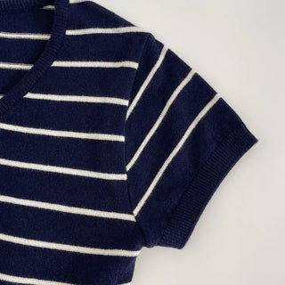 Seno U-neck Crop Slit Knit