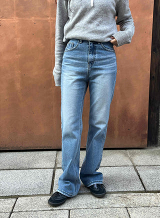 High-waisted semi-bootcut denim long pants