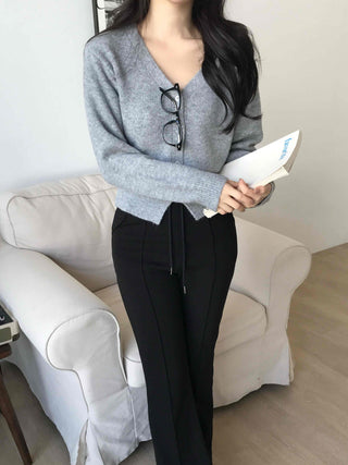 Soft V-neck Button Crop Knit Cardigan