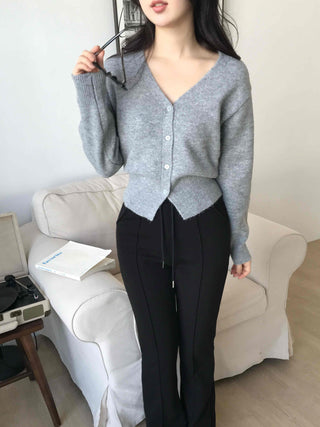 Soft V-neck Button Crop Knit Cardigan