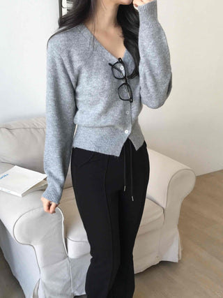 Soft V-neck Button Crop Knit Cardigan