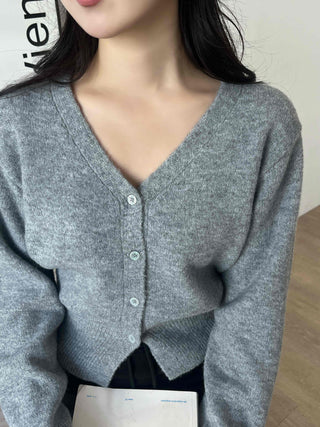 Soft V-neck Button Crop Knit Cardigan
