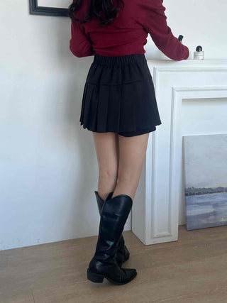 Delicate Fit Pleated Tennis Mini Skirt