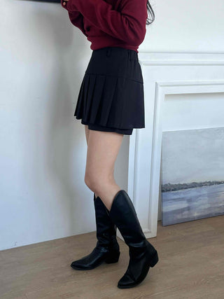 Delicate Fit Pleated Tennis Mini Skirt
