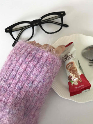 Sweet Flower Point Balloon Sleeve Knit