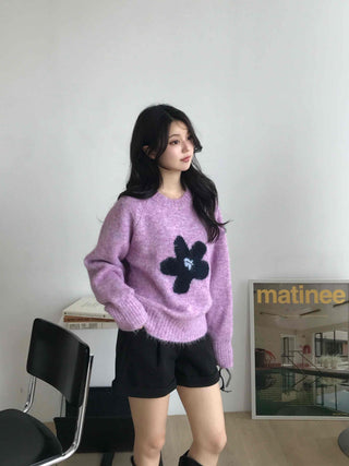 Sweet Flower Point Balloon Sleeve Knit