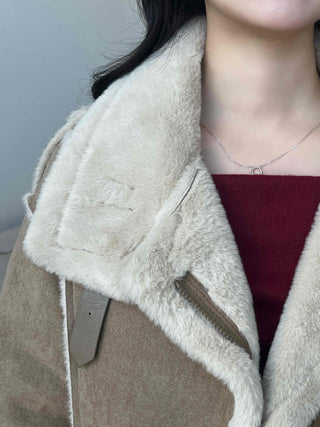Fur-trimmed belt-point shearling jacket