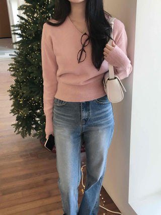 Soft Touch Slim Fit V-Neck Ribbed Knit