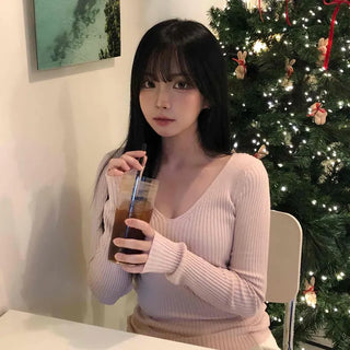 Winter Glam Ribbed Deep V Slim Knit