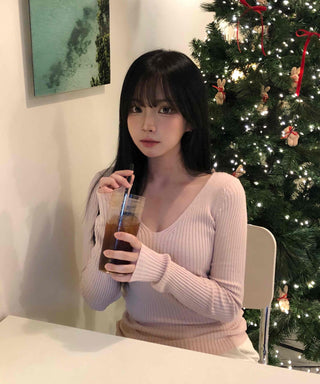 Winter Glam Ribbed Deep V Slim Knit