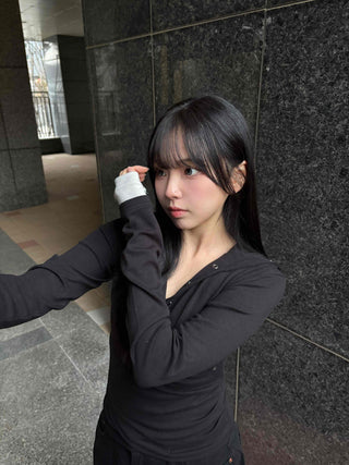Diagonal Snap Button Slim Hoodie