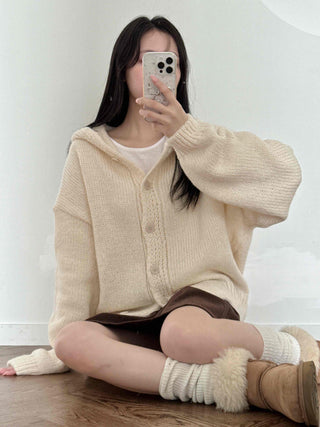 Bold Wide Sleeve V-Neck Long Knit Cardigan