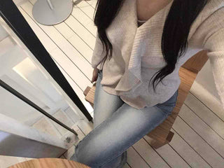 Soft Mood Ruffle Knit