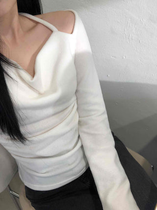 Shoulder Cut Slim T-shirt