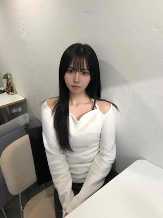 Shoulder Cut Slim T-shirt