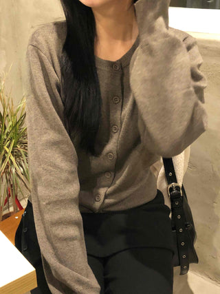 Classic Button Pendant Knit Cardigan