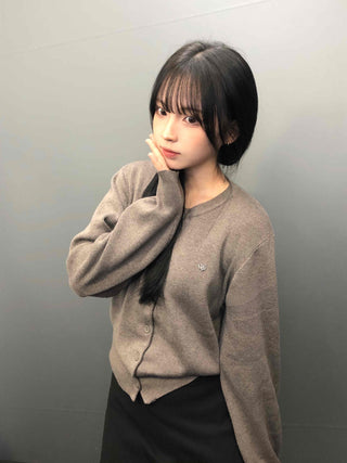 Classic Button Pendant Knit Cardigan