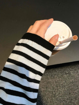 Casual Striped V-neck Knit