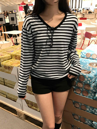 Casual Striped V-neck Knit