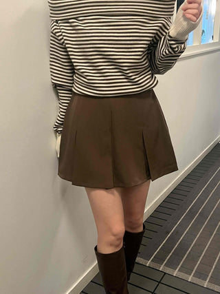 Daily Pleated Mini Skirt