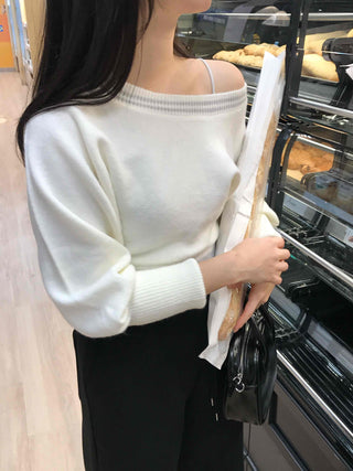 Soft Balloon One-Shoulder Knit