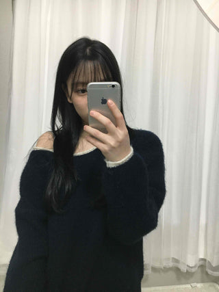 Line Point Loose Fit Boat Neck Knit