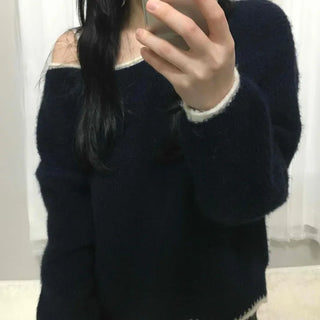 Line Point Loose Fit Boat Neck Knit