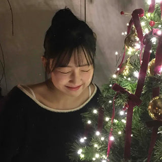 Line Point Loose Fit Boat Neck Knit