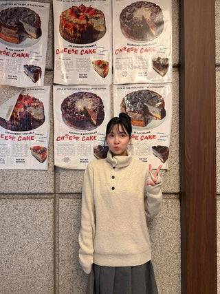 Simple Turtleneck Oversized Knit